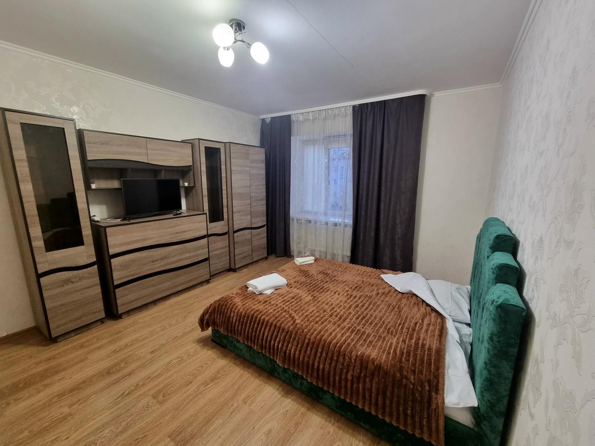 Port City Apartment Lutsʼk Exterior foto